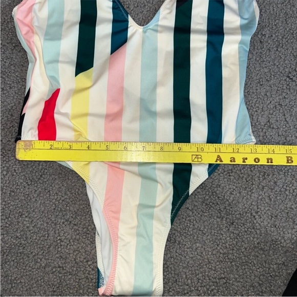 Solid & Striped One‑Piece Swimsuit Women’s Size Medium NWT - Picture 14 of 16
